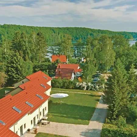 Holiday home In Pinnow With Wifi